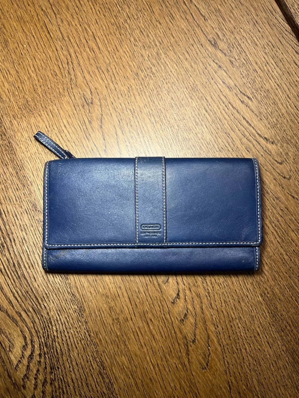 Vintage Coach leather Hamilton trifold wallet, navy blue